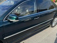 Usata VW Phaeton 237 CV (174 kW) 2008 Verde Berlina