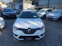 Gebraucht Renault Mégane IV Life 116 PS (85 kW) 2018 Weiß Limousine