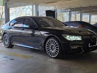 Gebraucht BMW 750 400 PS (294 kW) 2019 Limousine