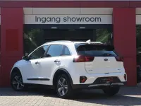 Gebraucht Kia Niro 141 PS (103 kW) 2021 Weiß SUV