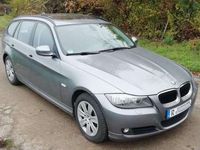 Gebraucht BMW 318 143 PS (105 kW) 2011 Silber Kombi