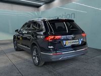 Gebraucht VW Tiguan Move 190 PS (139 kW) 2023 Schwarz SUV