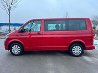 Second-hand VW Multivan Trendline 150 CP (110 kW) 2017 Roșu Monovolum