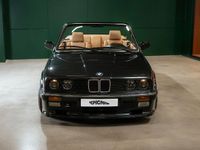 Gebraucht BMW 325 Cabriolet Performance 170 PS (125 kW) 1989 Schwarz Cabrio