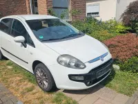 Gebraucht Fiat Punto 68 PS (50 kW) 2011 Weiß Kleinwagen