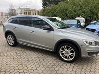 Gebraucht Volvo V60 CC 150 PS (110 kW) 2016 Silber Kombi
