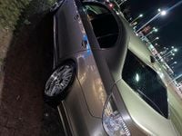 Gebraucht BMW 523 170 PS (125 kW) 2006 Gold Limousine