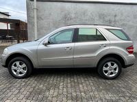 Gebraucht Mercedes ML320 224 PS (164 kW) 2006 Silber SUV
