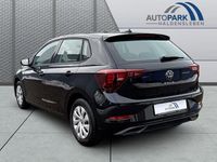 Neu VW Polo Life 95 PS (69 kW) 2025 Grau Limousine