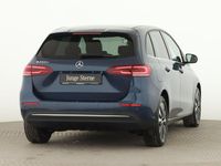 Gebraucht Mercedes B250e 160 PS (117 kW) 2021 Blau Van / Kleinbus