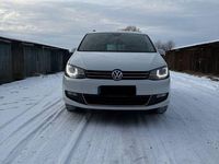 Gebraucht VW Sharan Allstar 150 PS (110 kW) 2016 Weiß Van / Kleinbus