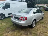 Gebraucht VW Jetta 105 PS (77 kW) 2005 Silber Limousine