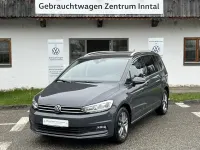 Gebraucht VW Touran Highline 150 PS (110 kW) 2023 Grau Van / Kleinbus