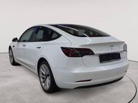 Gebraucht Tesla Model 3 Long Range AWD 366 kW (498 PS) 2022 Pearl white multicoat Limousine