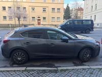 Gebraucht Mazda 3 Exclusive-Line 120 PS (88 kW) 2017 Grau Limousine