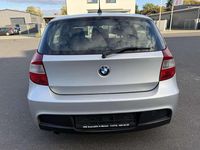 Gebraucht BMW 118 129 PS (94 kW) 2007 Titansilber Kleinwagen