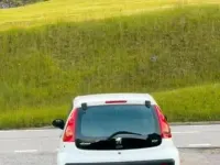 Gebraucht Peugeot 107 Filou 68 PS (50 kW) 2010 Weiß Kleinwagen