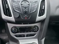 Gebraucht Ford Focus 125 PS (91 kW) 2013 Weiß Kleinwagen