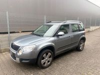 Gebraucht Skoda Yeti 105 PS (77 kW) 2012 Grau SUV