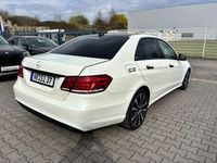 Gebraucht Mercedes E200 Elegance 136 PS (100 kW) 2015 Hellelfenbein Limousine