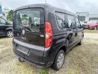 Gebraucht Fiat Doblò 90 PS (66 kW) 2011 Colore esterno (tenore schwarz Van / Kleinbus
