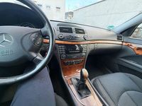 Gebraucht Mercedes E240 Elegance 177 PS (130 kW) 2003 Grau Kombi