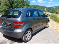 Gebraucht Mercedes B180 116 PS (85 kW) 2009 Grau Van / Kleinbus