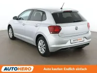 Gebraucht VW Polo Highline 95 PS (69 kW) 2019 Reflexsilber Kleinwagen