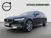 Gebraucht Volvo V90 CC Ultimate 235 PS (172 kW) 2023 Onyx black / metallic Kombi