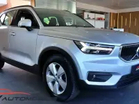 Gebraucht Volvo XC40 190 PS (139 kW) 2019 Bright silver metallic / metal SUV