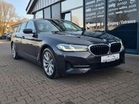 Gebraucht BMW 520 184 PS (135 kW) 2022 Grau Limousine