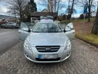 Gebraucht Kia Ceed 122 PS (89 kW) 2007 Grau Kleinwagen
