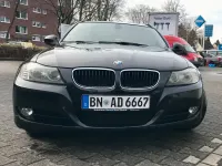 Gebraucht BMW 318 143 PS (105 kW) 2012 Schwarz Kombi