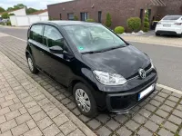Usado VW up! S 75 CV (55 kW) 2018 Negro Utilitario