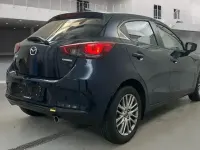 Gebraucht Mazda 2 Exclusive 90 PS (66 kW) 2023 Deep crystal blue Kleinwagen