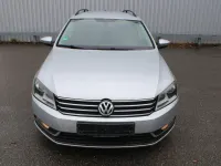 Gebraucht VW Passat Trendline 140 PS (102 kW) 2013 Silber Kombi