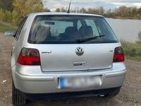 Gebraucht VW Golf IV Basis 105 PS (77 kW) 2002 Silber Kleinwagen