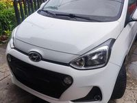 Gebraucht Hyundai i10 83 PS (61 kW) 2017 Weiß Kleinwagen