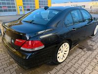 Gebraucht BMW 745 400 PS (294 kW) 2006 Schwarz Limousine