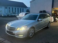 Gebraucht Mercedes E200 Avantgarde 184 PS (135 kW) 2010 Silber Kombi