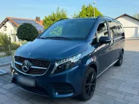 Gebraucht Mercedes V300 AMG 237 PS (174 kW) 2023 Blau Van / Kleinbus