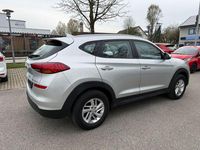 Gebraucht Hyundai Tucson Select 132 PS (97 kW) 2019 Silber SUV