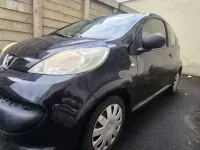 Gebraucht Peugeot 107 68 PS (50 kW) 2006 Schwarz Kleinwagen