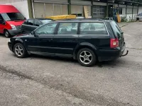 Gebraucht VW Passat 150 PS (110 kW) 2002 Schwarz Kombi