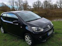 Używany VW up! 60 KM (44 kW) 2013 Czarny Hatchback