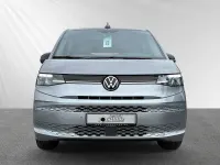 Gebraucht VW Multivan Life 150 PS (110 kW) 2024 Silber Van / Kleinbus