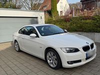 Gebraucht BMW 320 170 PS (125 kW) 2008 Weiß Coupé