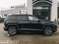 Neu Jeep Compass 145 PS (106 kW) 2026 Schwarz SUV