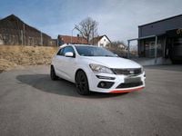 Second-hand Kia ProCeed 126 CP (92 kW) 2012 Alb Hatchback