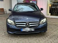 Usata Mercedes E220 194 CV (142 kW) 2017 Blu Station wagon